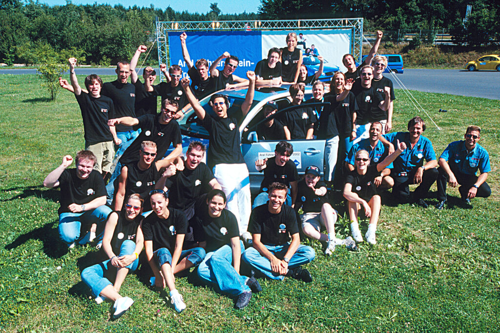 Wortwerkstatt-40-Jahre-Jubiläum_2001_Aral-Führerschein-Trophy_01