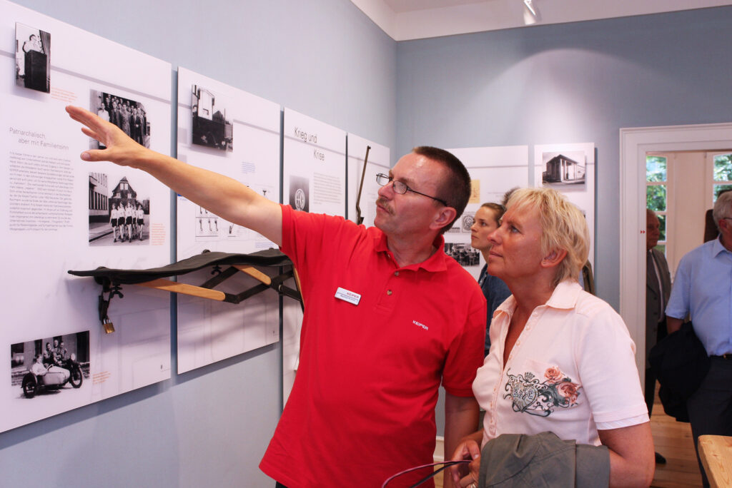 Wortwerkstatt-40-Jahre-Jubiläum_2007_Keiper-Museum_2_Exponate